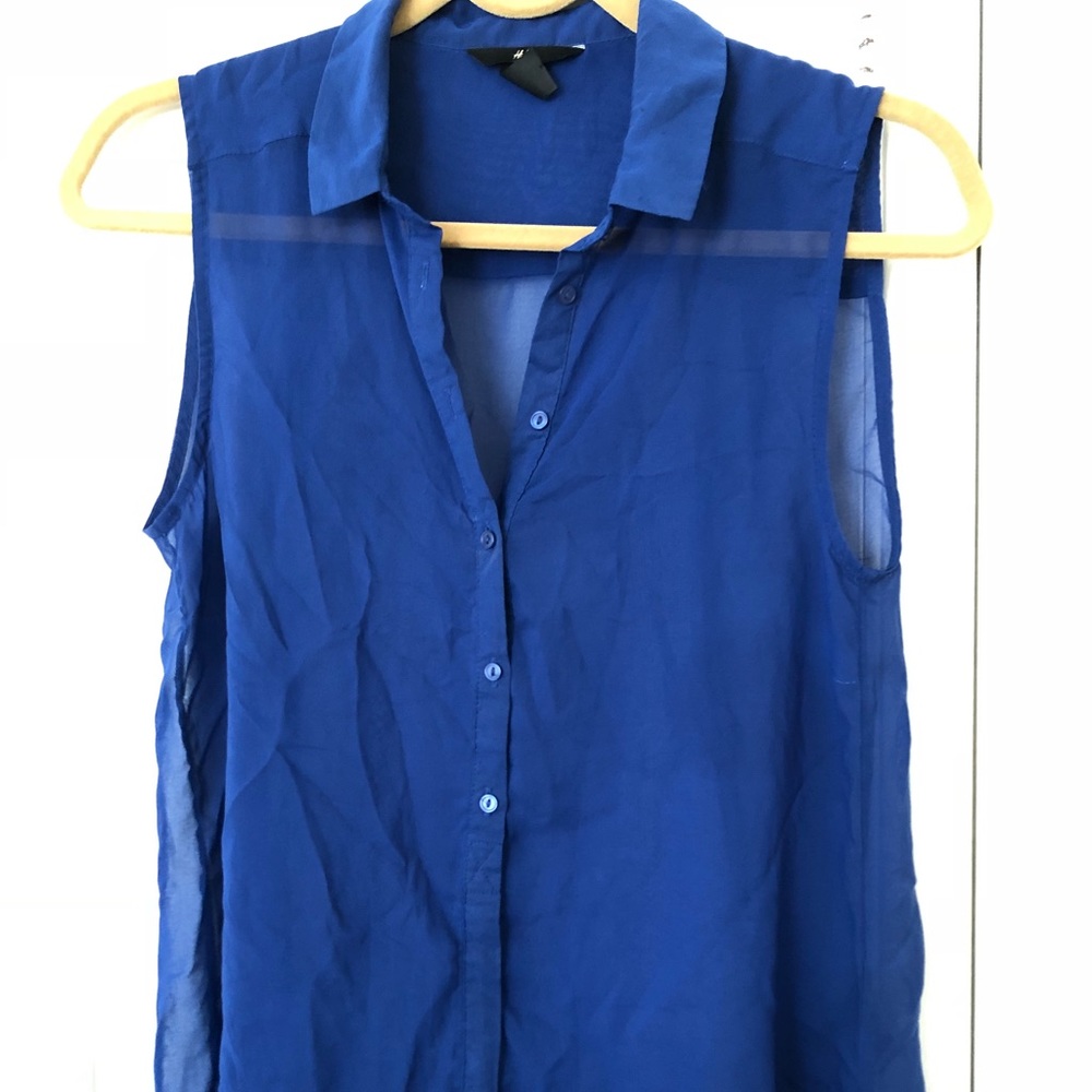 Blue button down sleeveless blouse from H&M